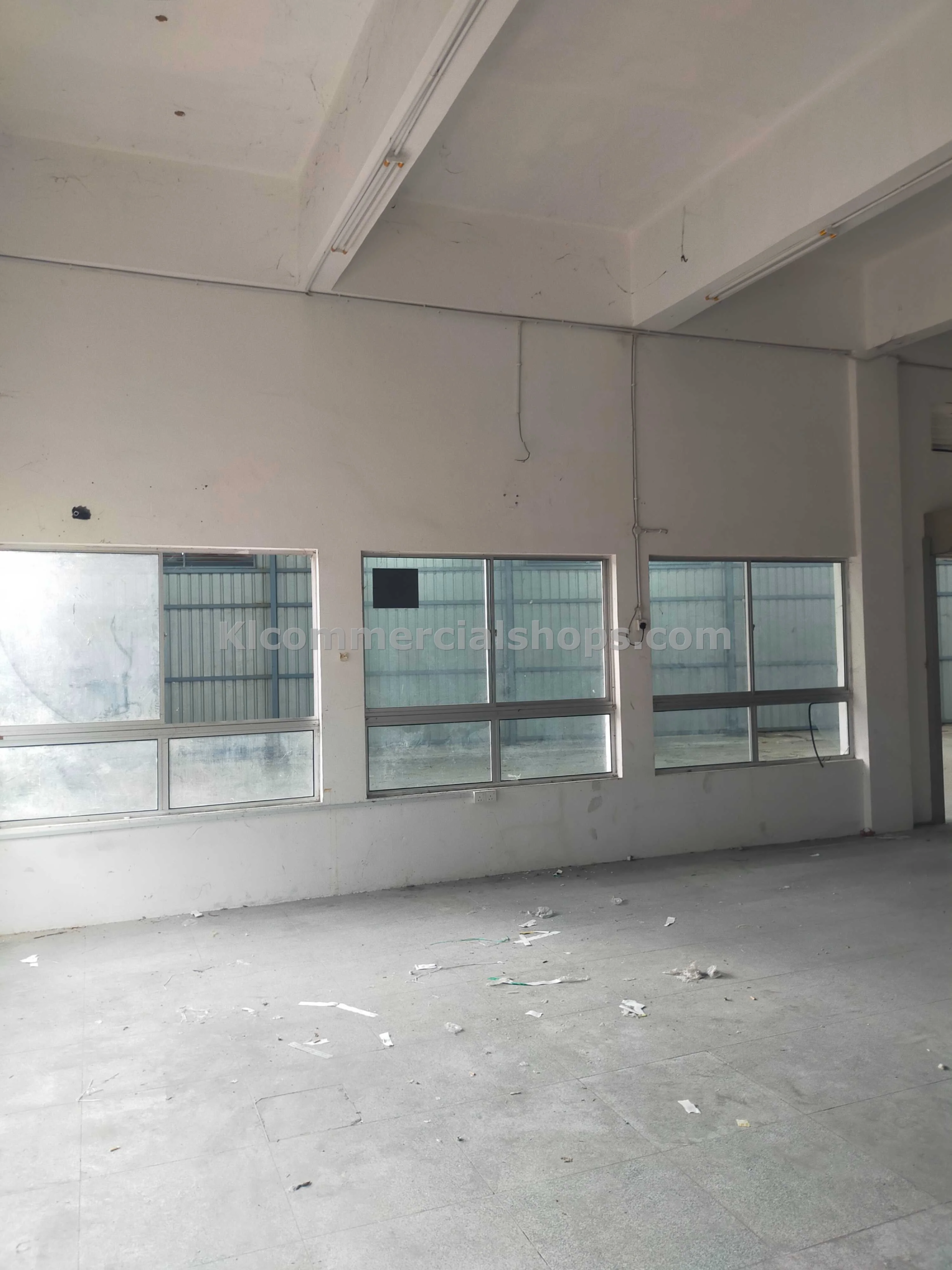 semi d factory for rent Ampang — 14800 Sq Ft MRR2 Access