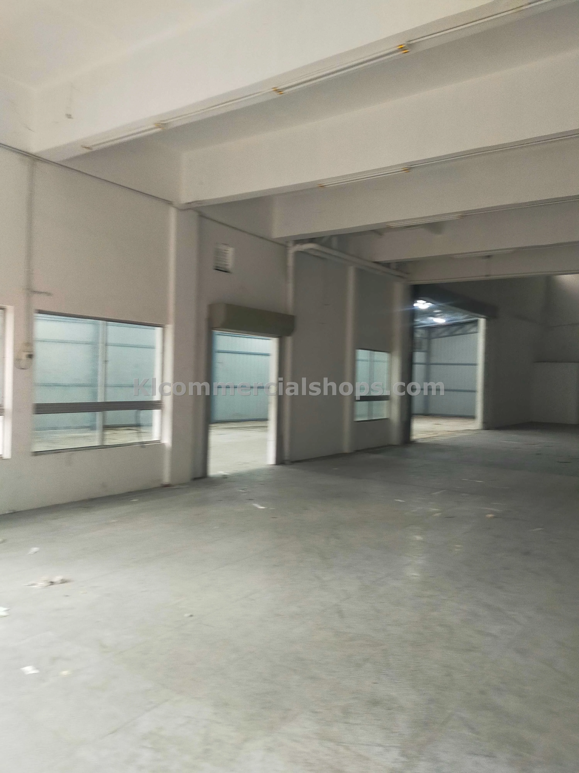 semi d factory for rent Ampang — 14800 Sq Ft MRR2 Access
