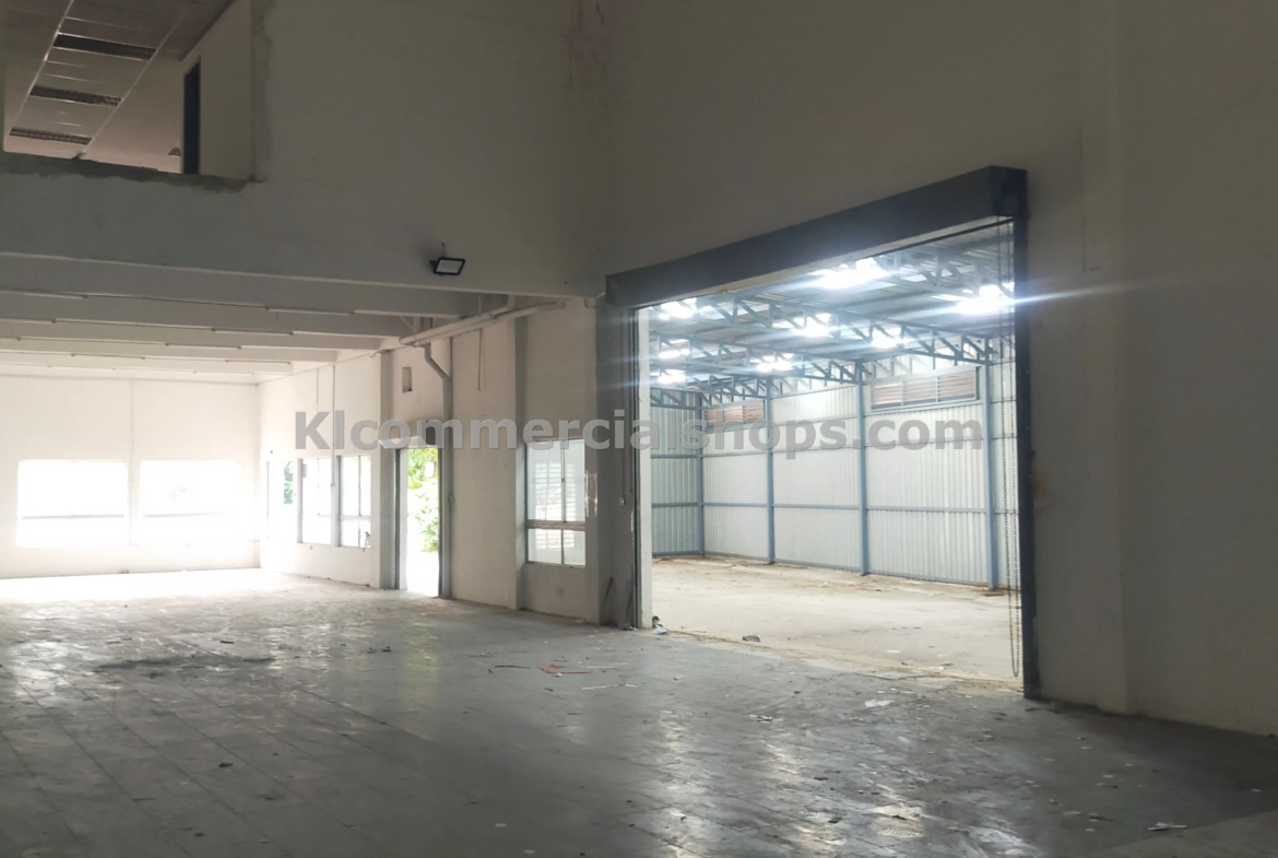 semi d factory for rent Ampang — 14800 Sq Ft MRR2 Access