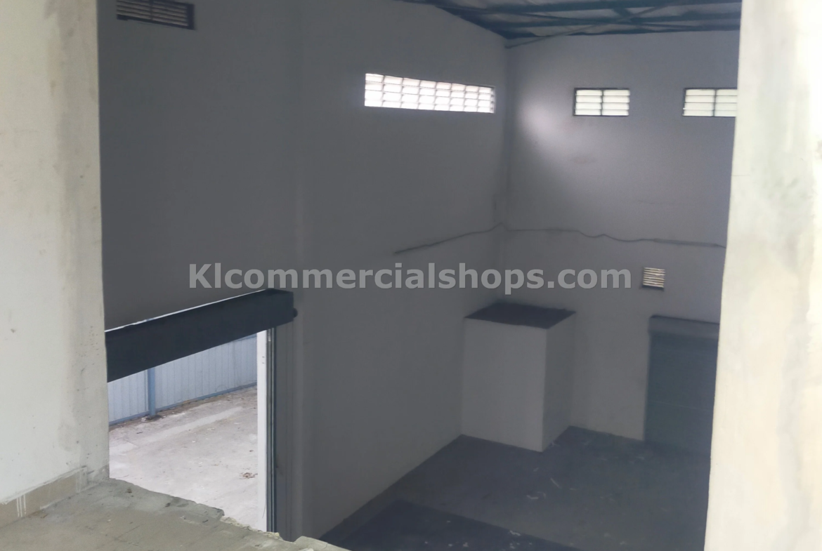 semi d factory for rent Ampang — 14800 Sq Ft MRR2 Access
