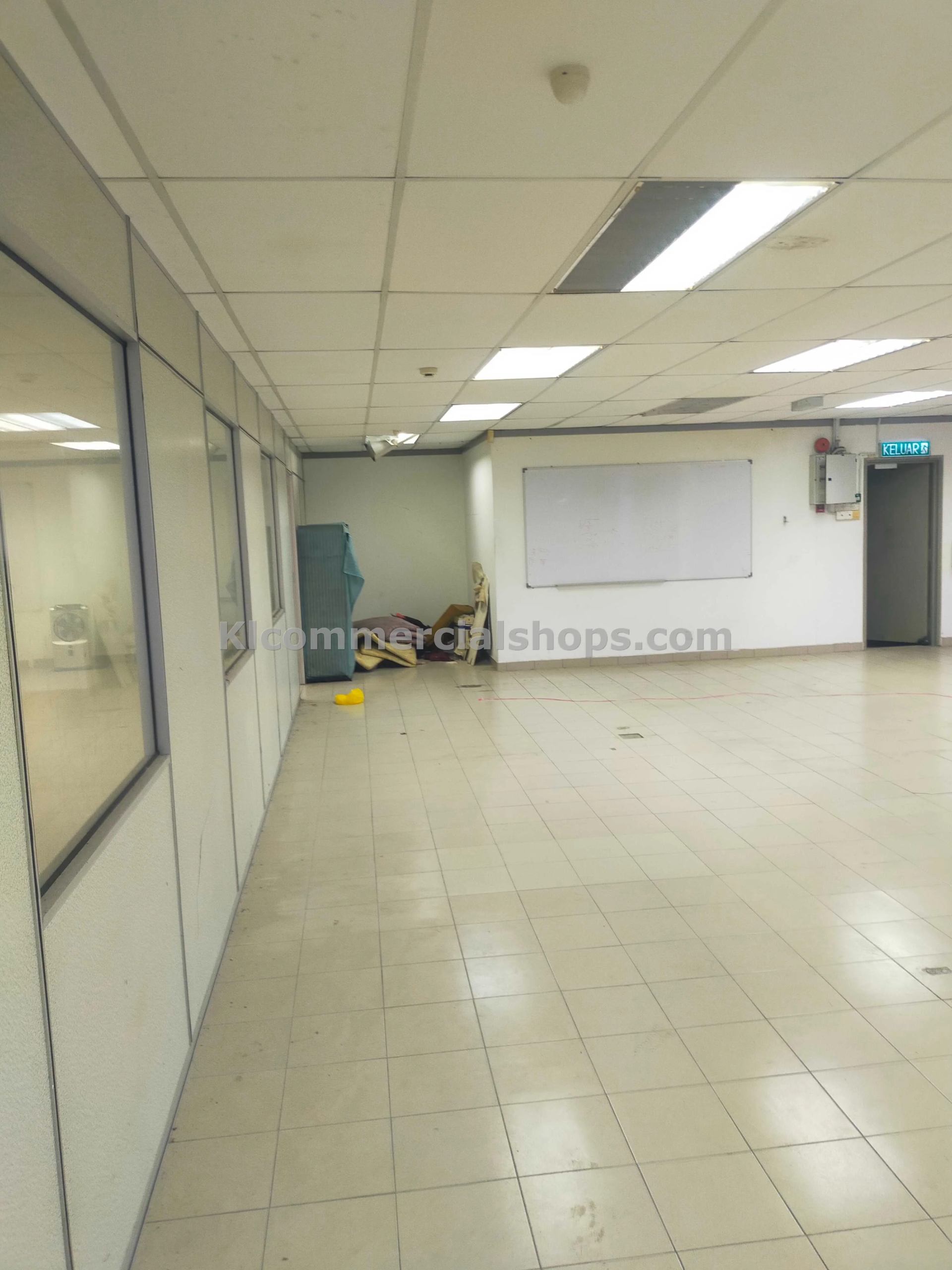 semi d factory for rent Ampang — 14800 Sq Ft MRR2 Access