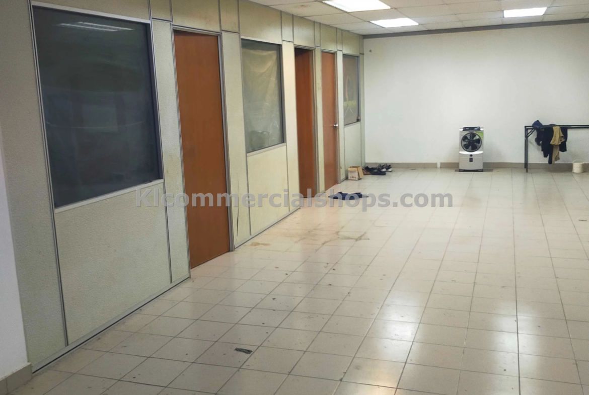 semi d factory for rent Ampang — 14800 Sq Ft MRR2 Access