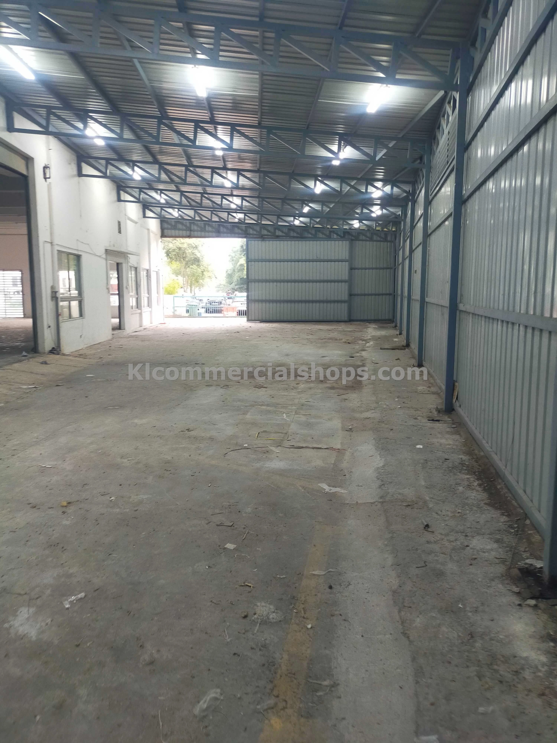 semi d factory for rent Ampang — 14800 Sq Ft MRR2 Access