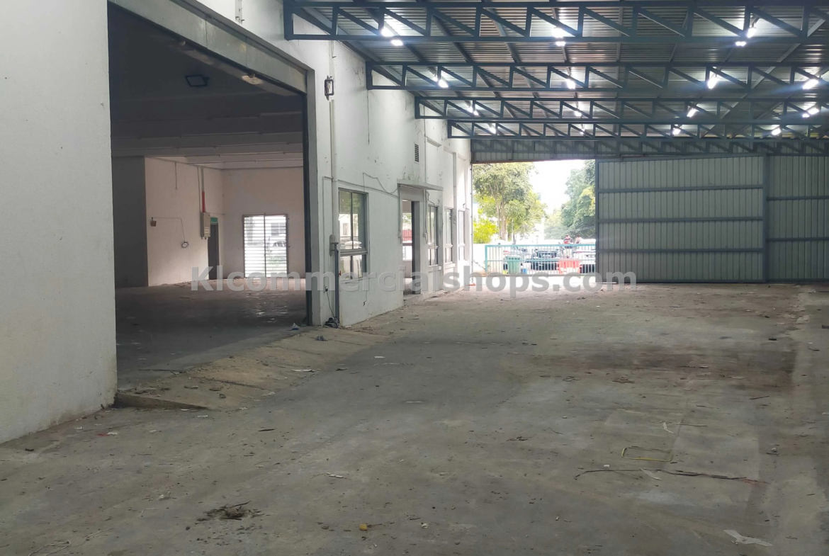 semi d factory for rent Ampang — 14800 Sq Ft MRR2 Access