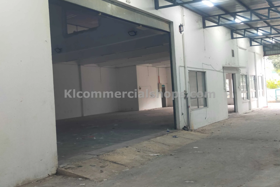 semi d factory for rent Ampang — 14800 Sq Ft MRR2 Access