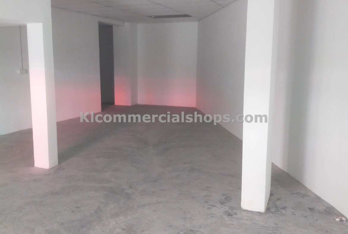 restaurant space for rent Petaling Street — Main Road Frontage 3032 Sq Ft