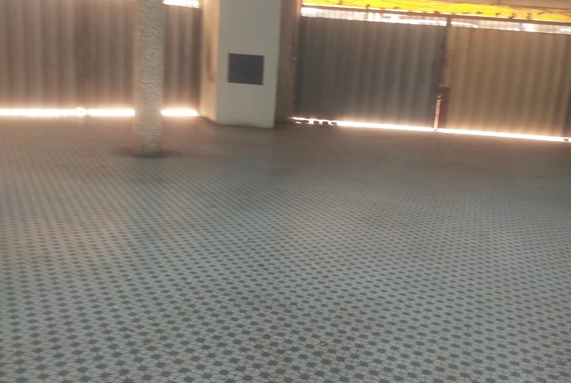 halal restaurant for rent Petaling Street — corner unit