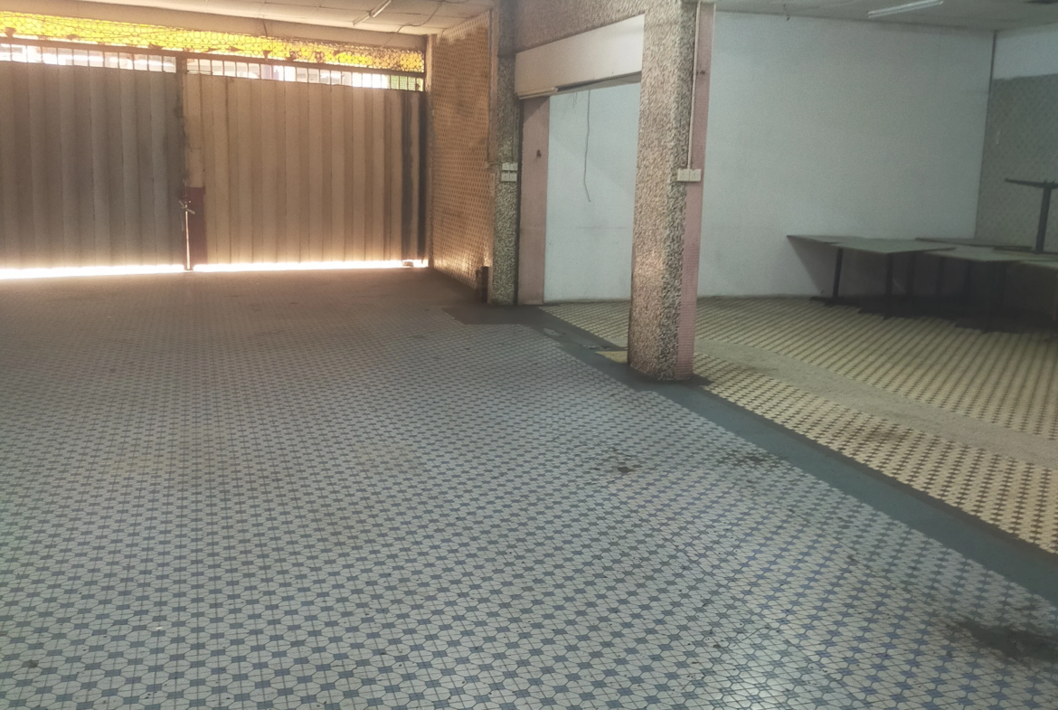 ruang niaga F&B Petaling Street