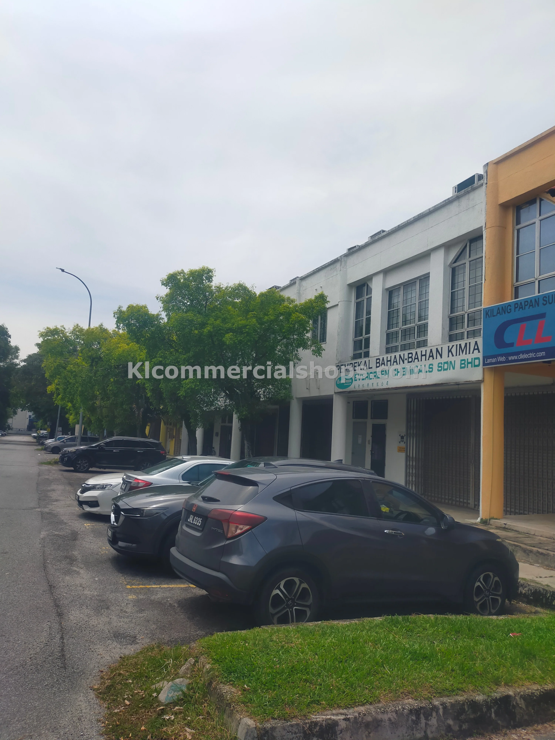 terrace factory for rent Kota Kemuning — Upper Floor Office Area