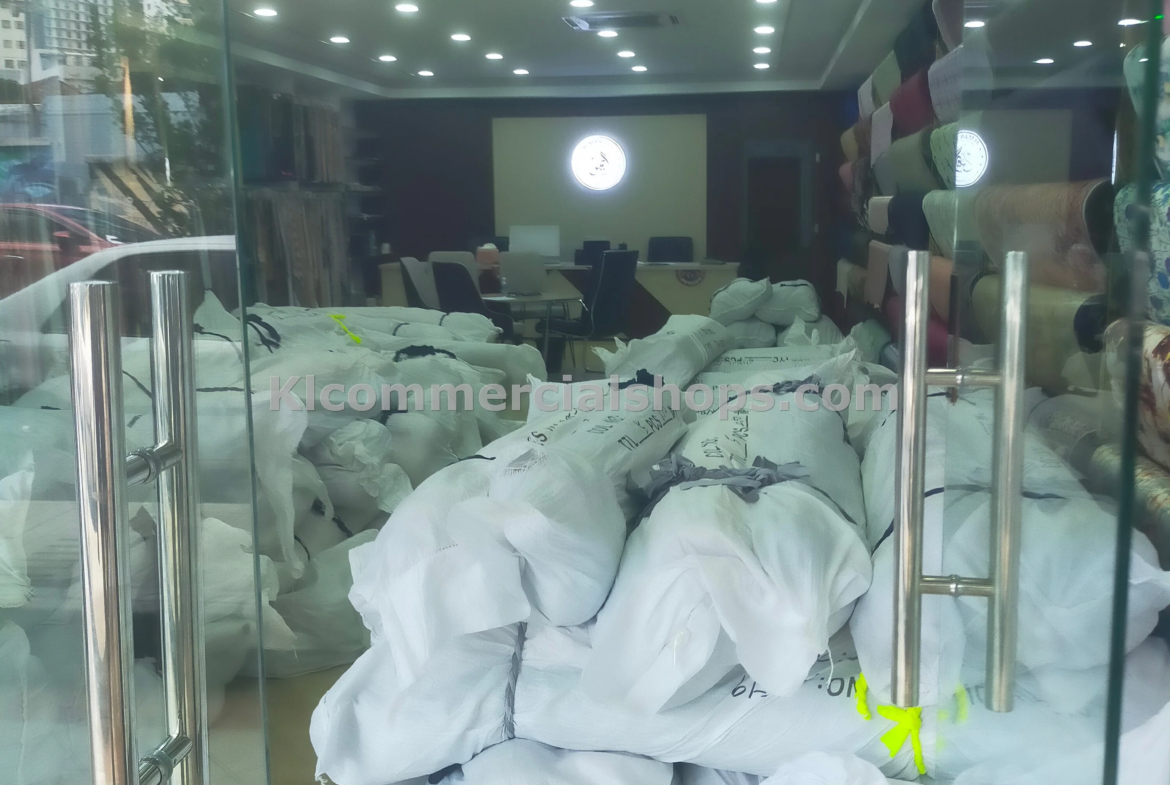 shop lot for rent Kenanga KL — Main Road Frontage Kenanga KL