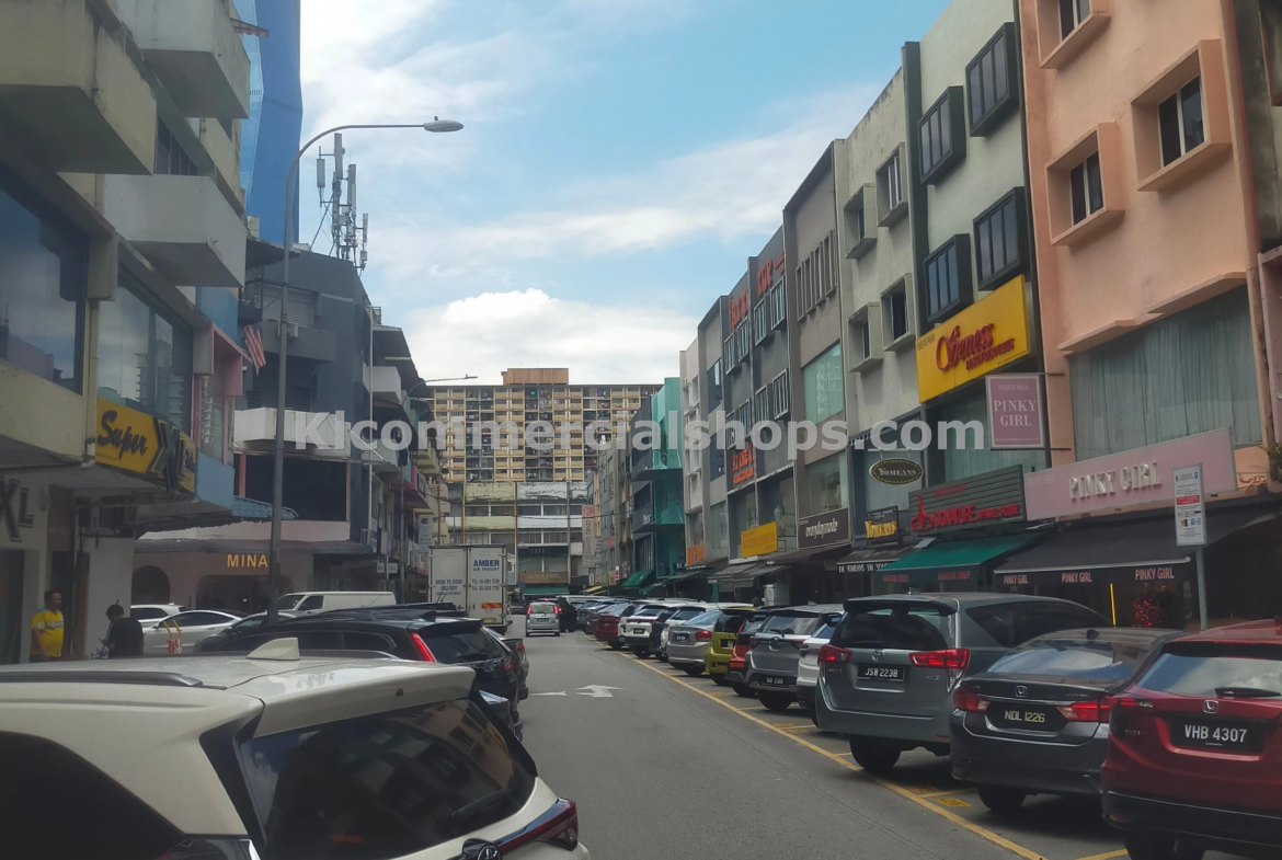 shop lot for rent Kenanga KL — Main Road Frontage Kenanga KL