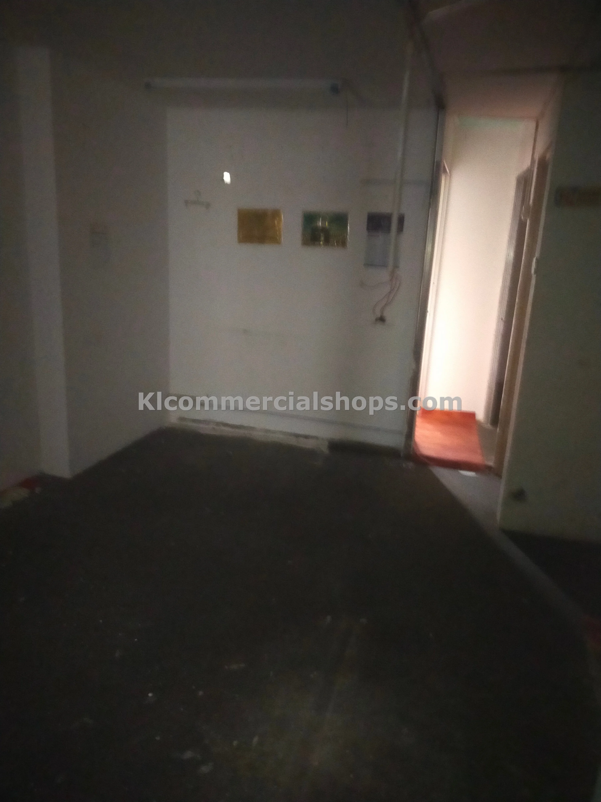shop lot for rent Kenanga KL — Main Road Frontage Kenanga KL