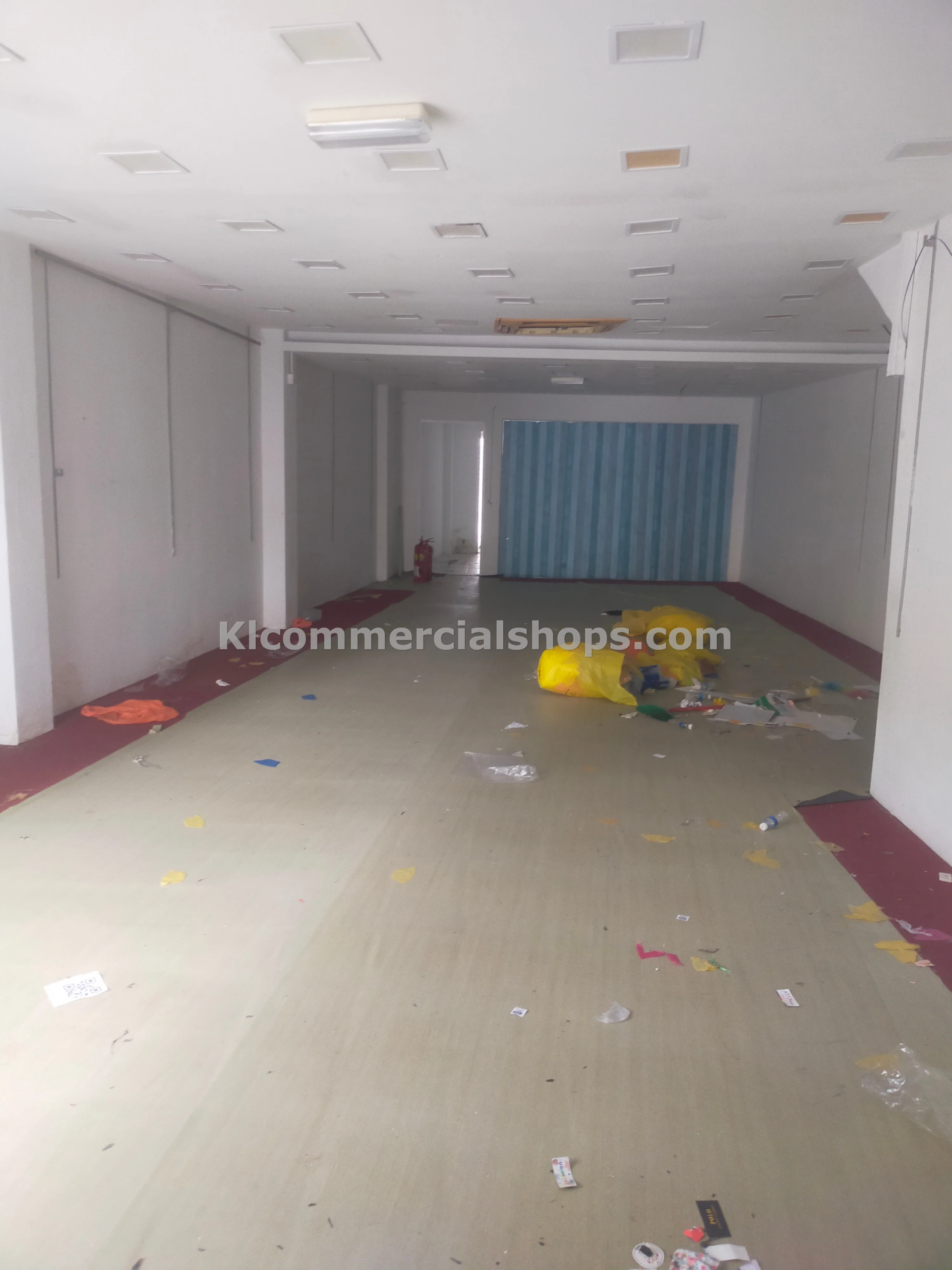corner shop lot for rent Kenanga KL — 1700 Sq Ft Dual Frontage Corner Unit