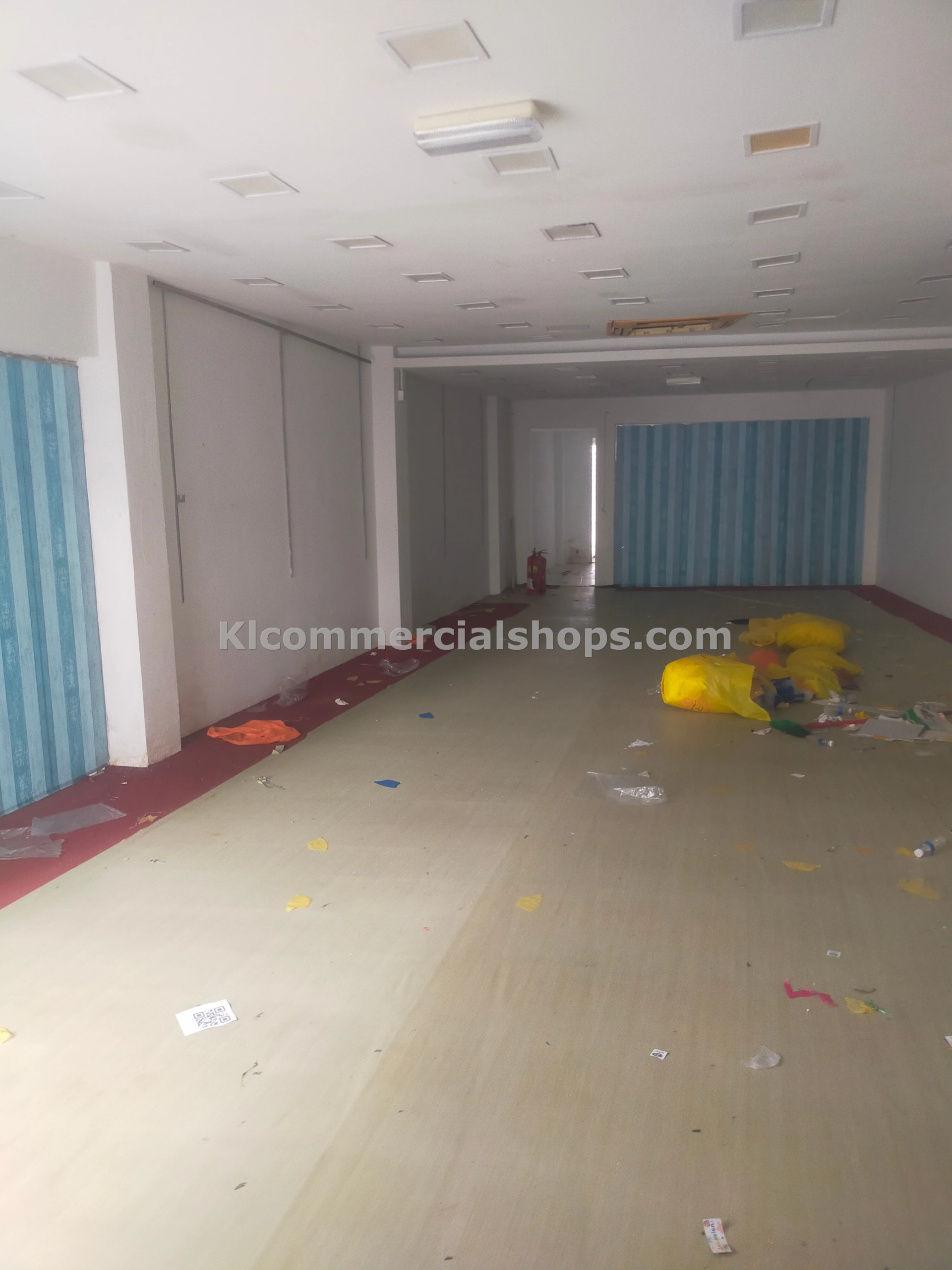 corner shop lot for rent Kenanga KL — 1700 Sq Ft Dual Frontage Corner Unit