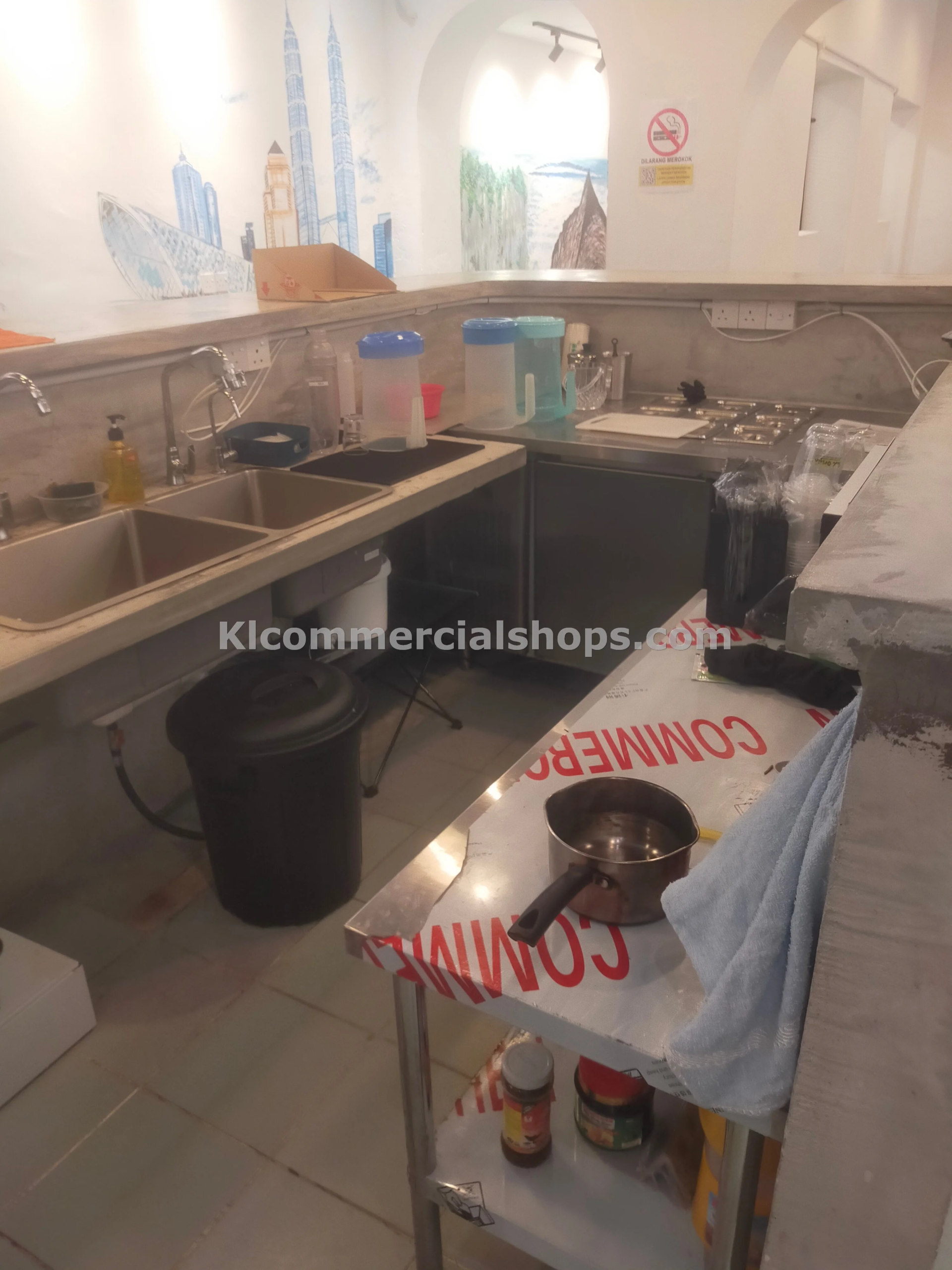 cafe for rent Petaling Street — Exterior Street Frontage View