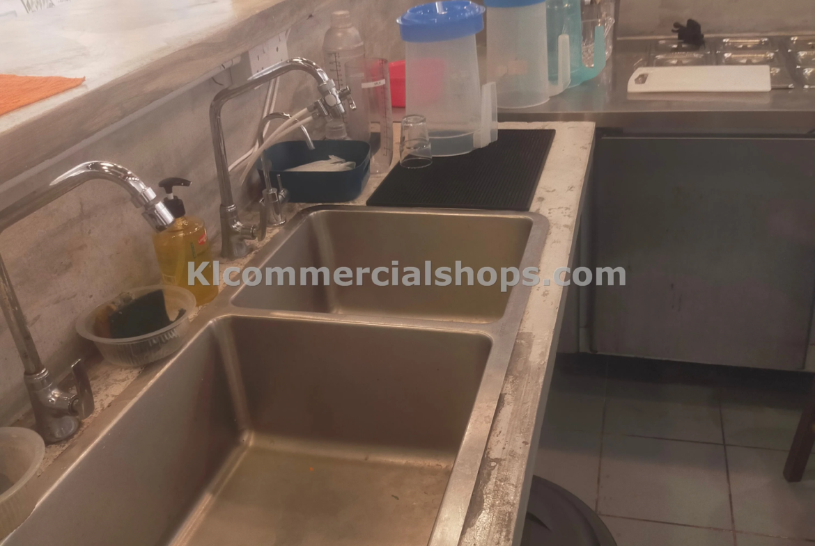 cafe for rent Petaling Street — Main Entrance View