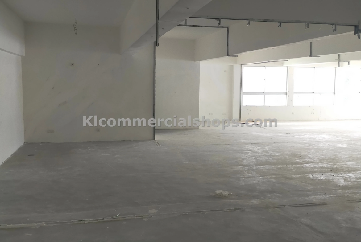 semi d factory for rent Ampang with basement — 20260 Sq Ft With Basement