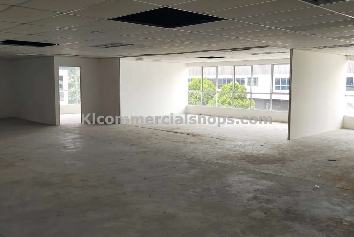 semi d factory for rent Ampang with basement — 20260 Sq Ft With Basement