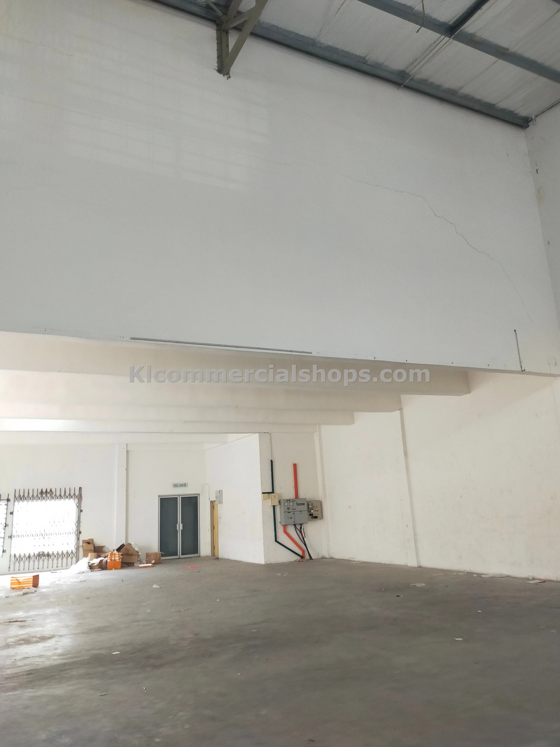 semi d factory for rent Ampang with basement — 20260 Sq Ft With Basement