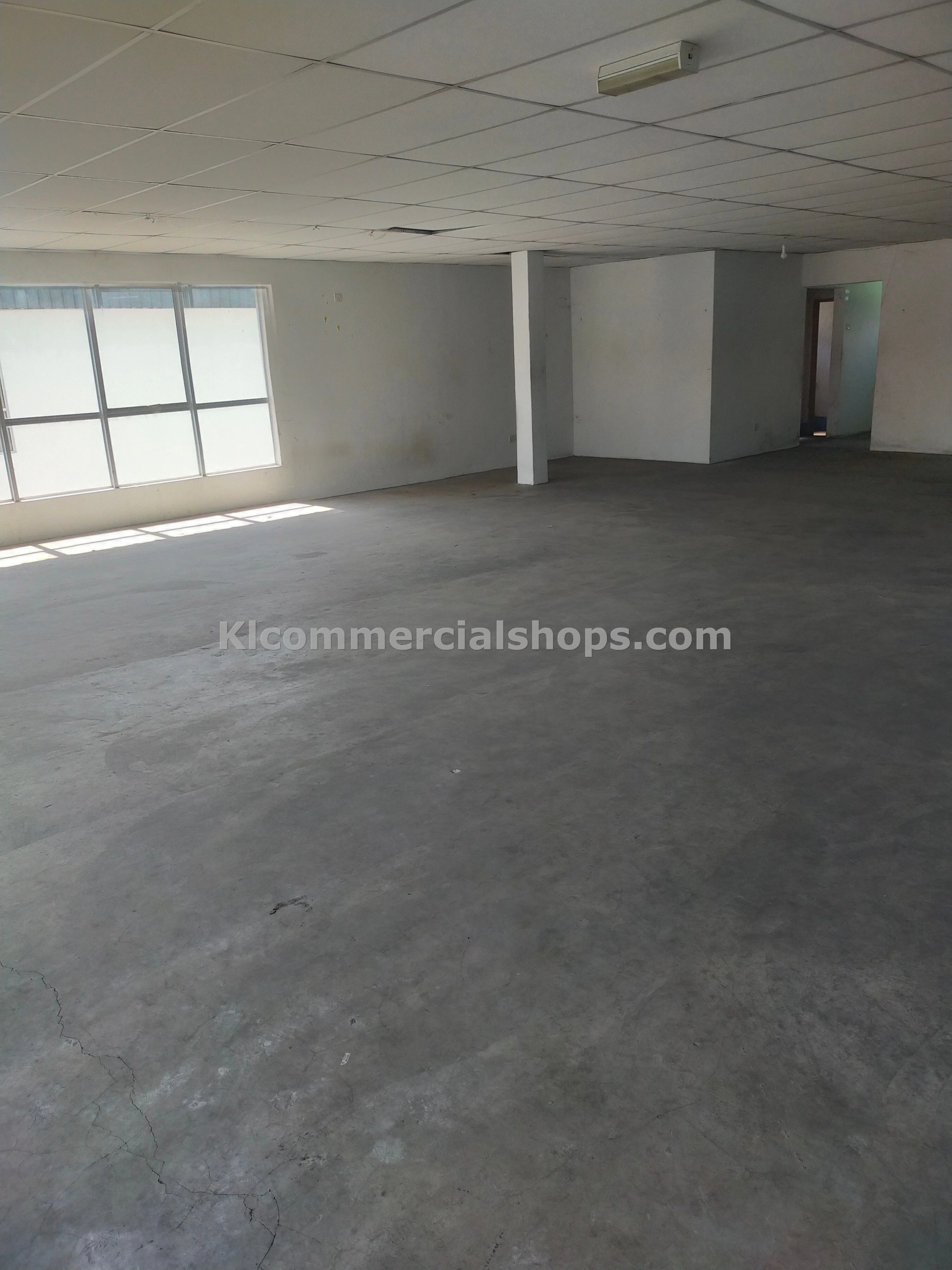 factory for rent Cheras — 15000 Sq Ft Semi D 28 Ft High Ceiling