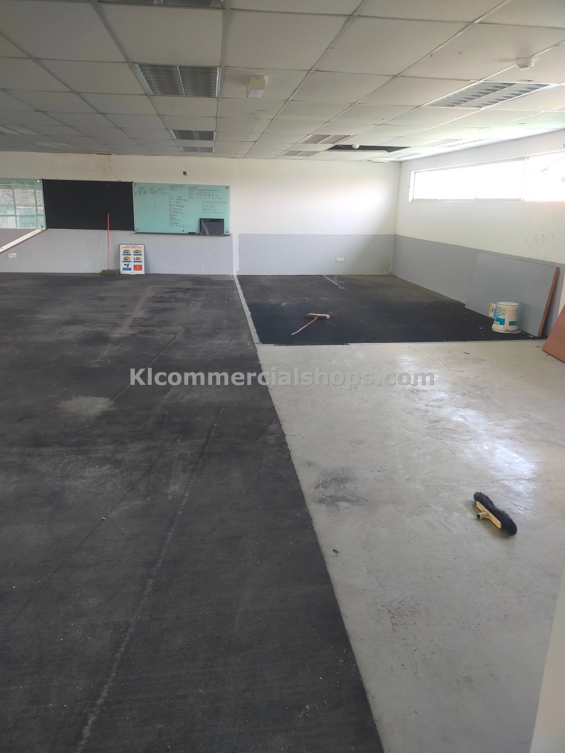 factory for rent Cheras — 15000 Sq Ft Semi D 28 Ft High Ceiling