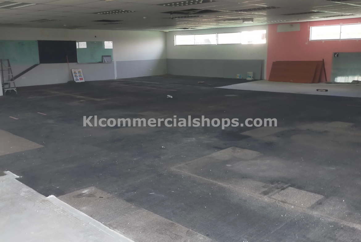 semi d factory for rent Cheras — 20260 Sq Ft Basement Container Yard