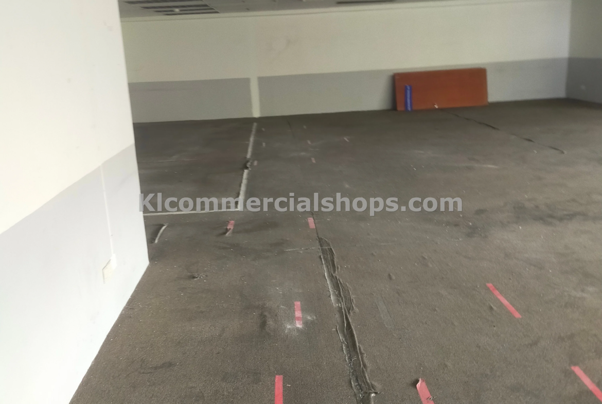 semi d factory for rent Cheras — 20260 Sq Ft Basement Container Yard