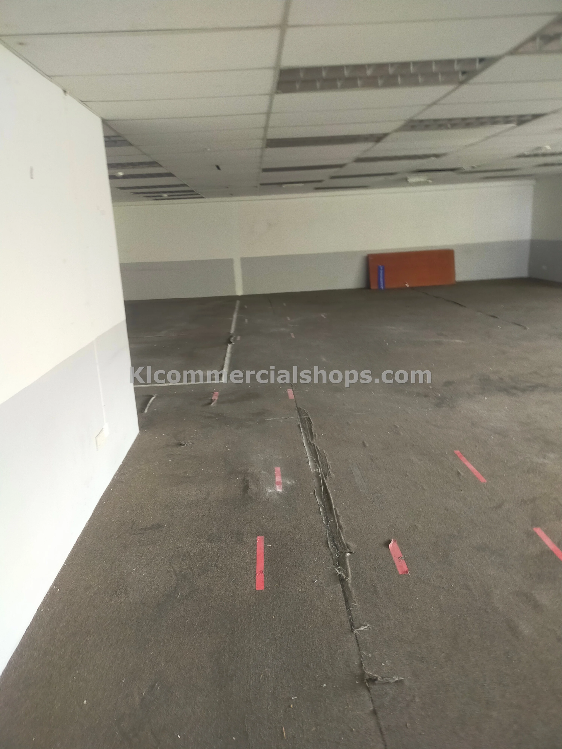 semi d factory for rent Cheras — 20260 Sq Ft Basement Container Yard