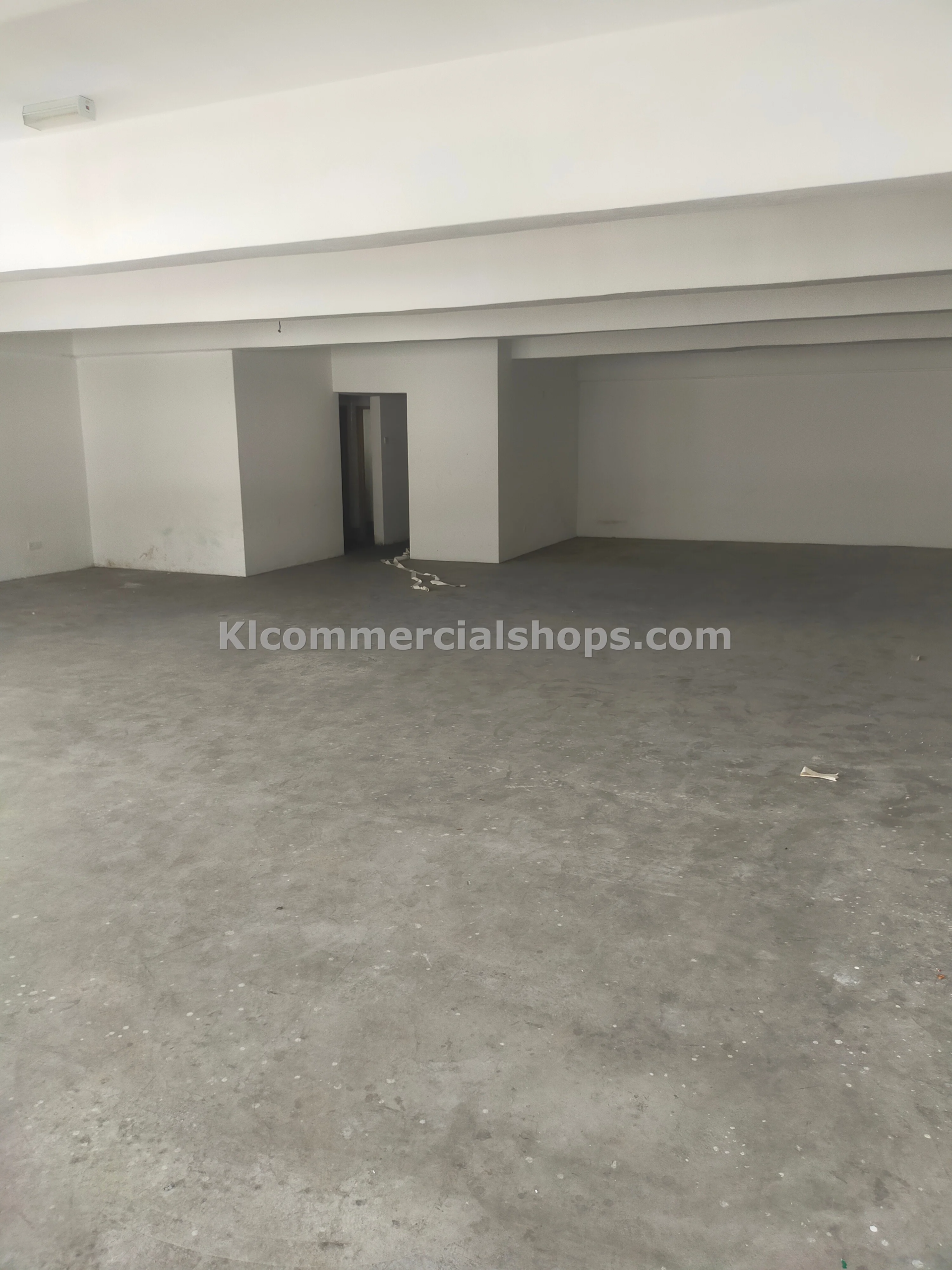 semi d factory for rent Cheras — 20260 Sq Ft Basement Container Yard