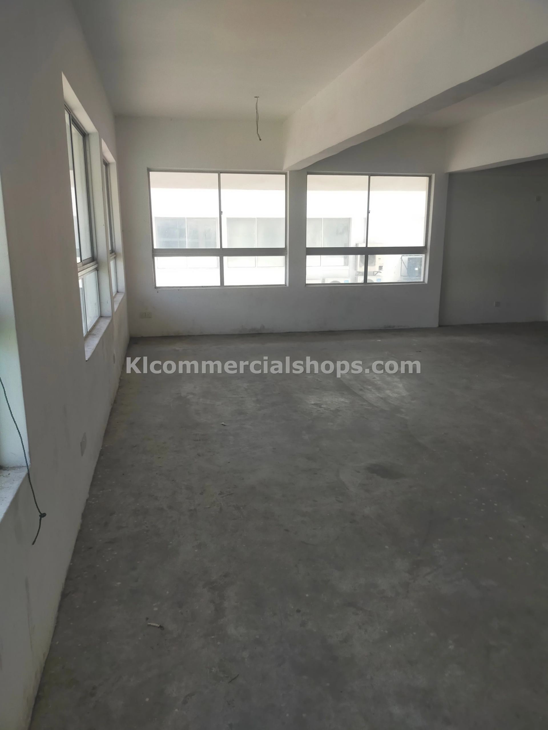 semi d factory for rent Cheras — 20260 Sq Ft Basement Container Yard
