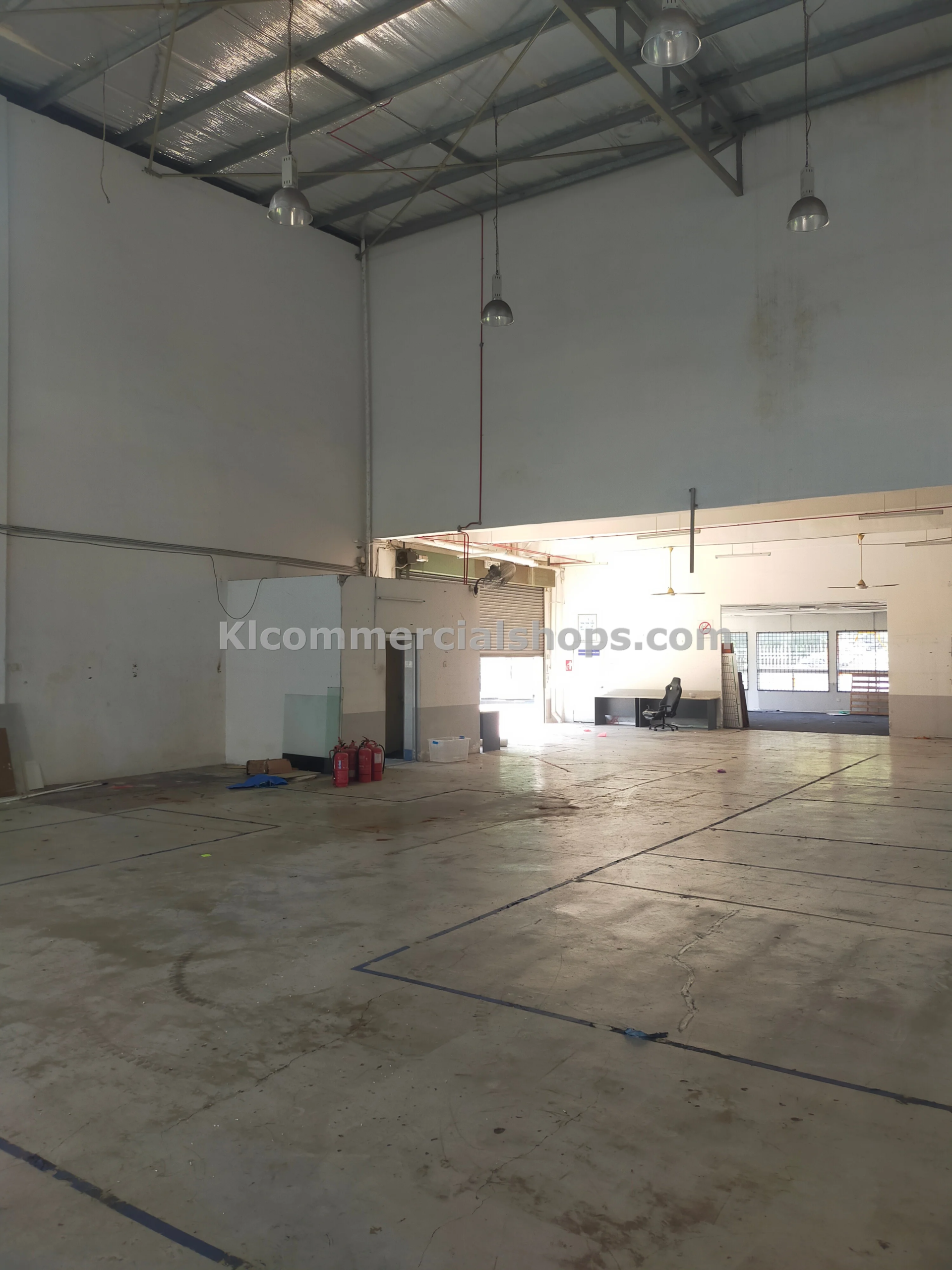 semi d factory for rent Cheras — 20260 Sq Ft Basement Container Yard