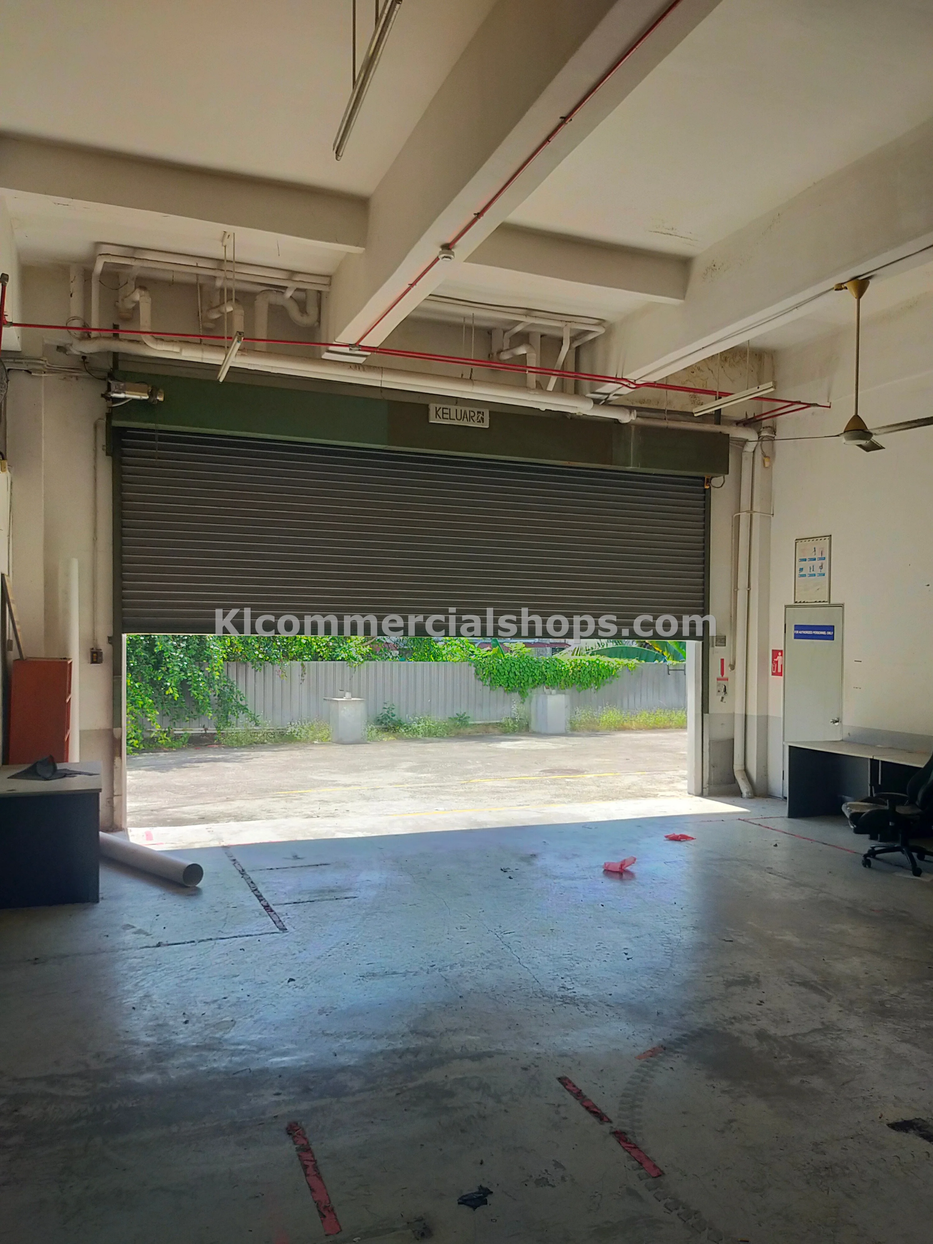 semi d factory for rent Cheras — 20260 Sq Ft Basement Container Yard