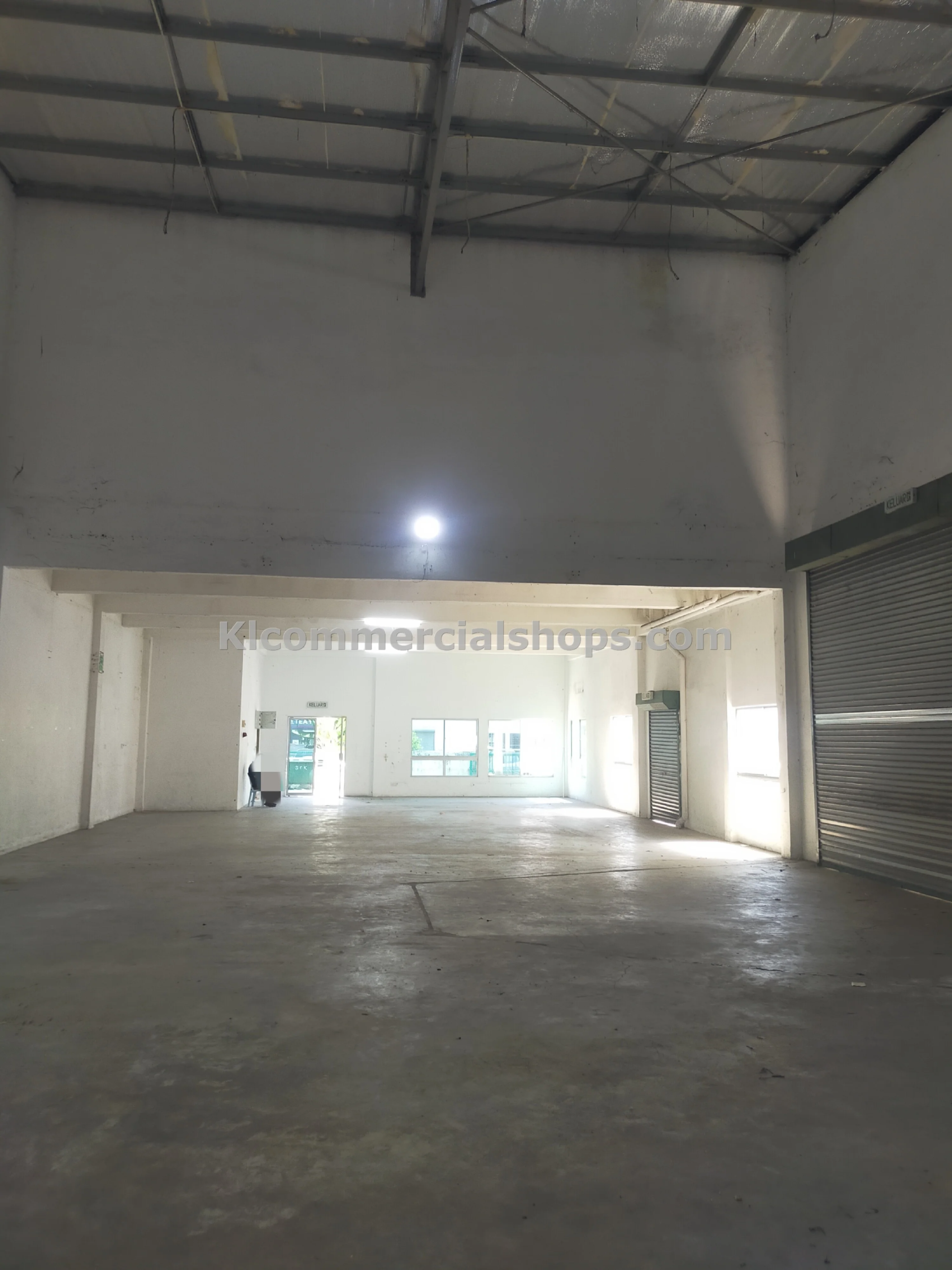 semi d factory for rent Cheras — 20260 Sq Ft Basement Container Yard