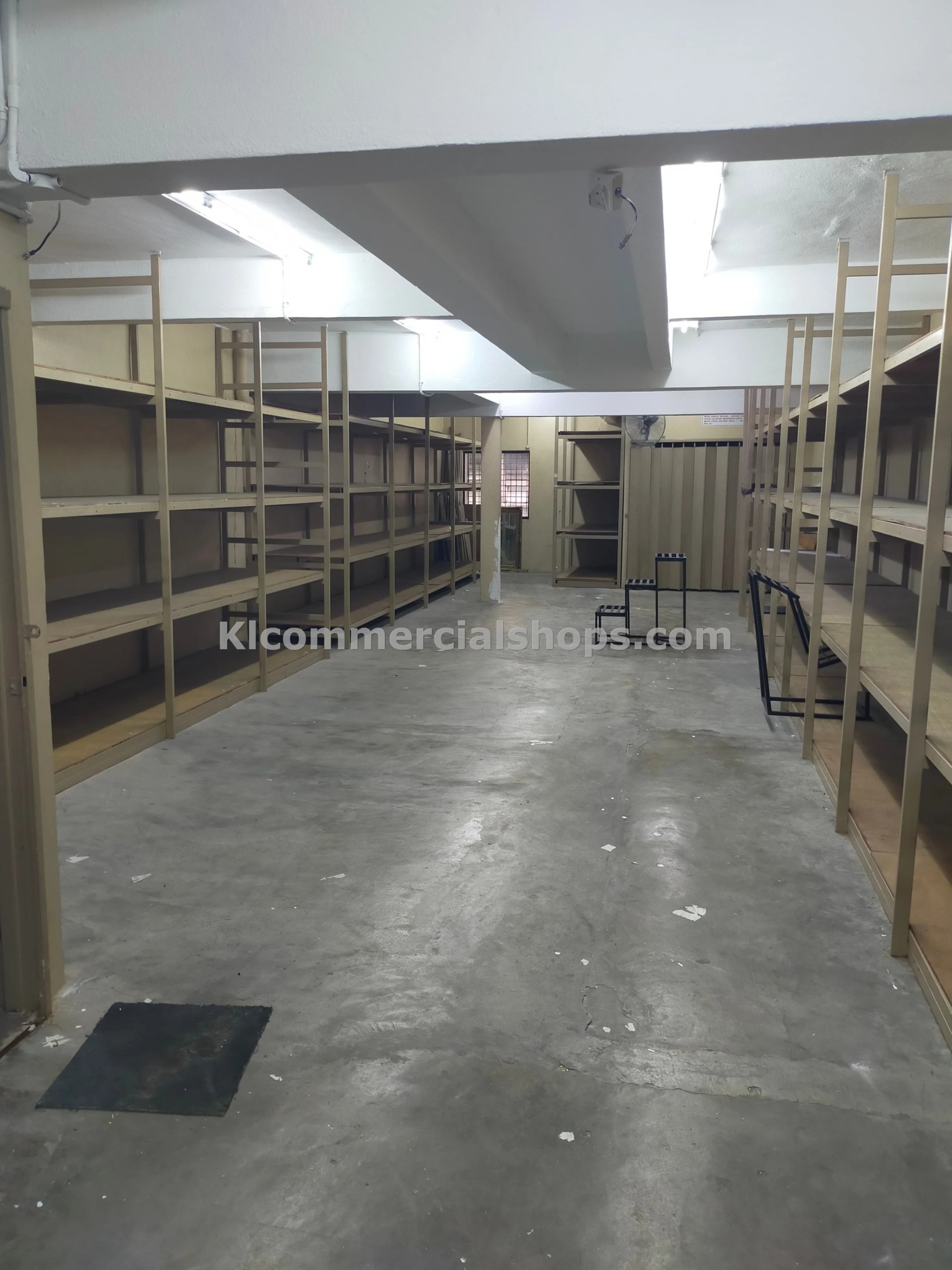 4,500 sq ft shop for rent Kenanga a 4,500 sq ft shop for rent Kenanga a