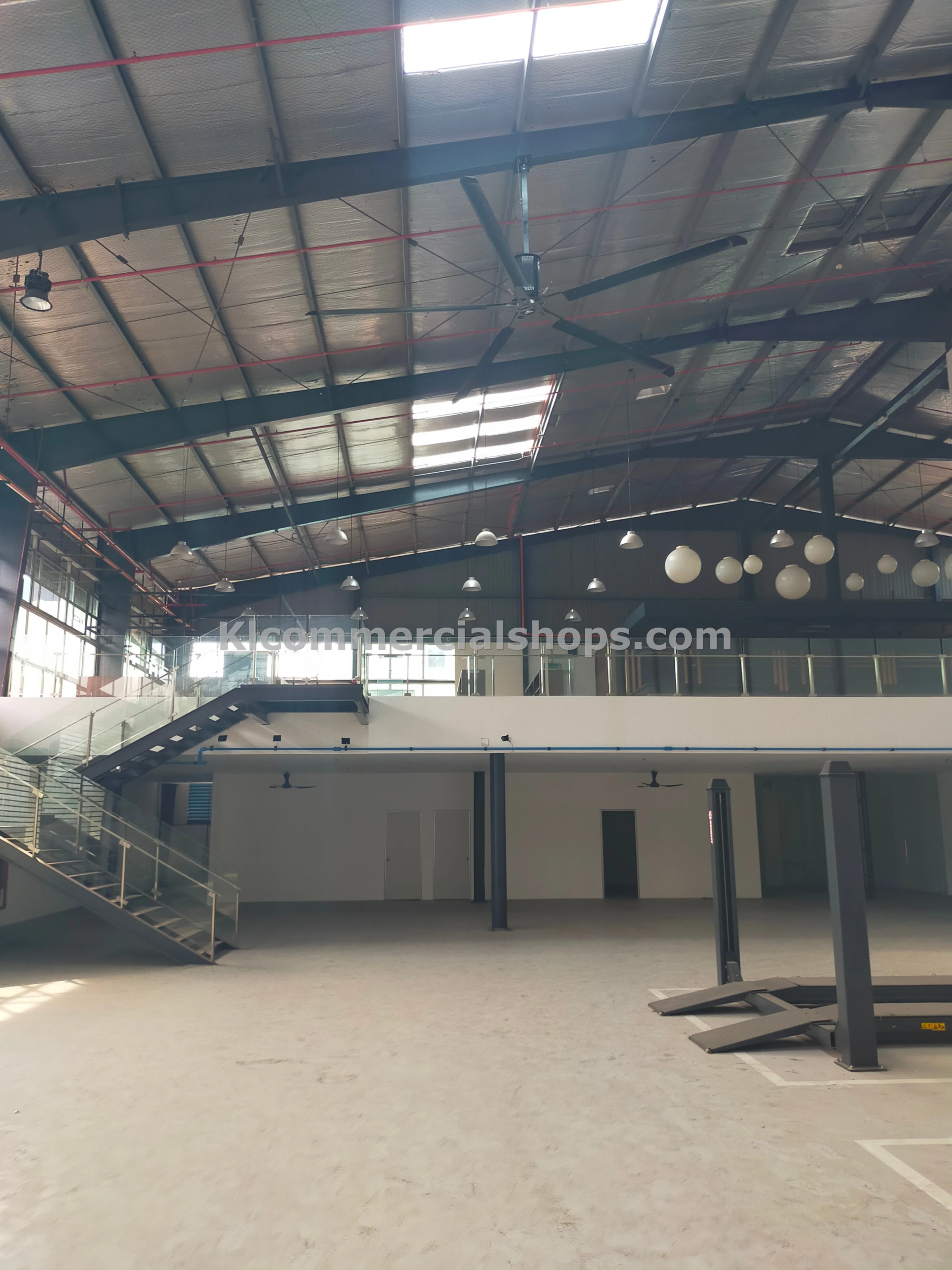 89,203 sq ft warehouse for rent Shah Alam