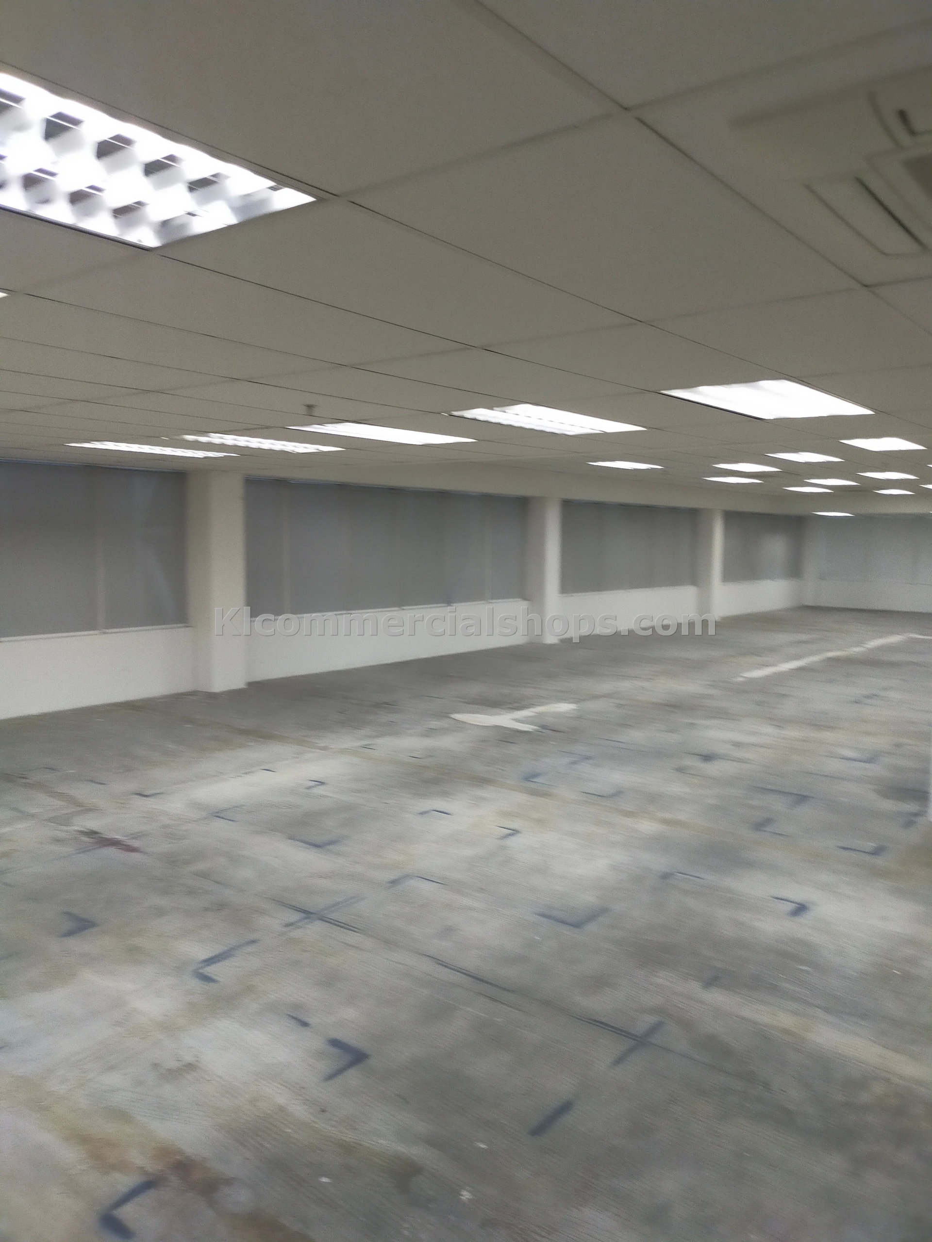 Large detached factory warehouse in Shah Alam for logistics and storage