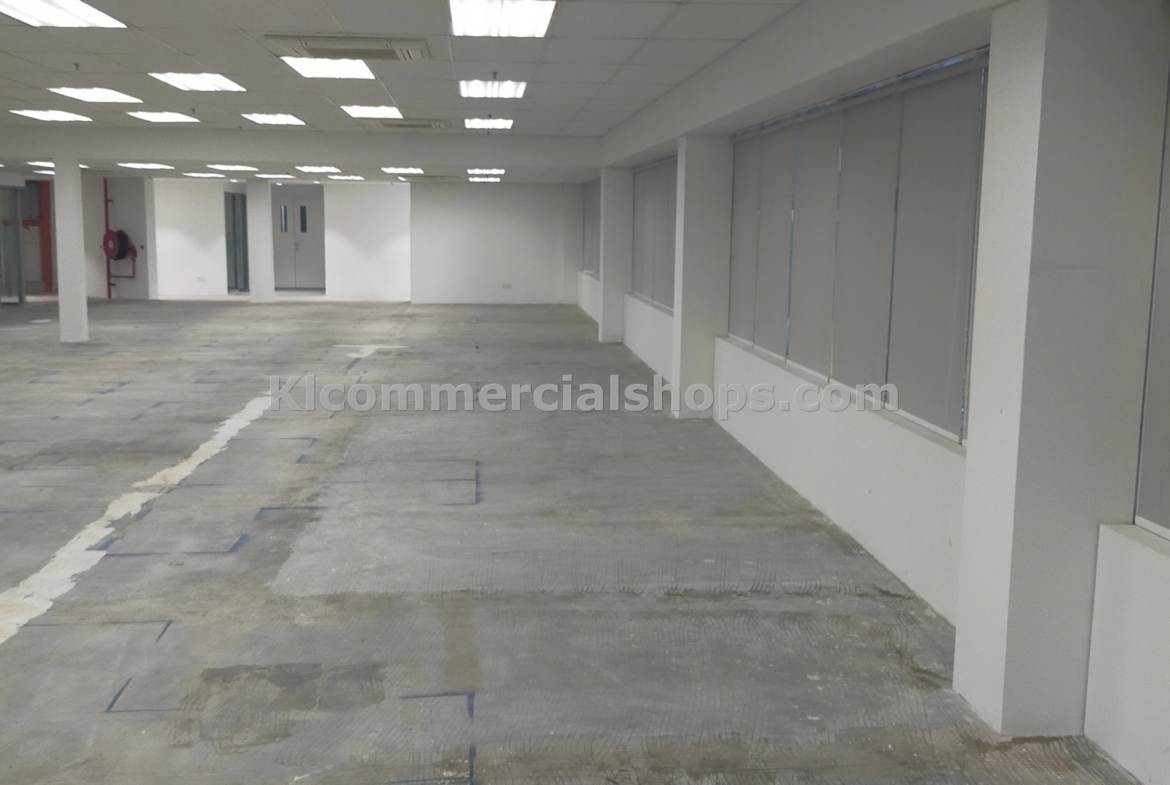 big space warehouse Bandar Sunway 1