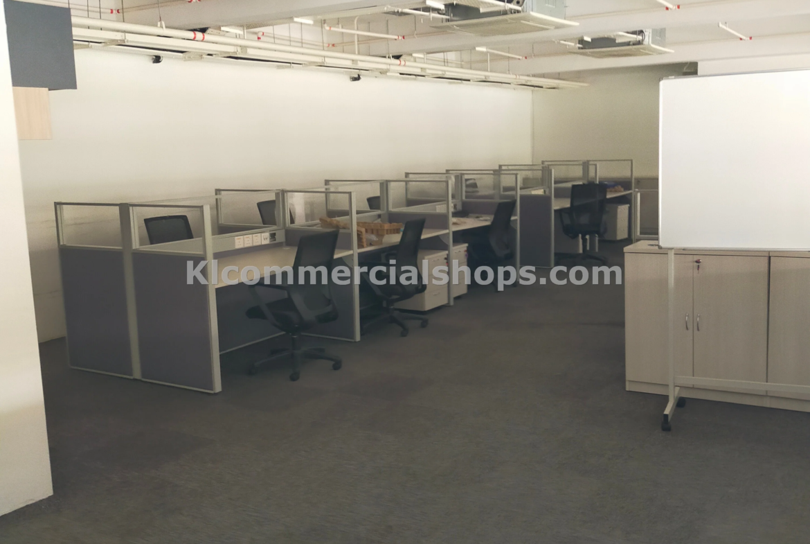 large factory warehouse for rent Subang 6